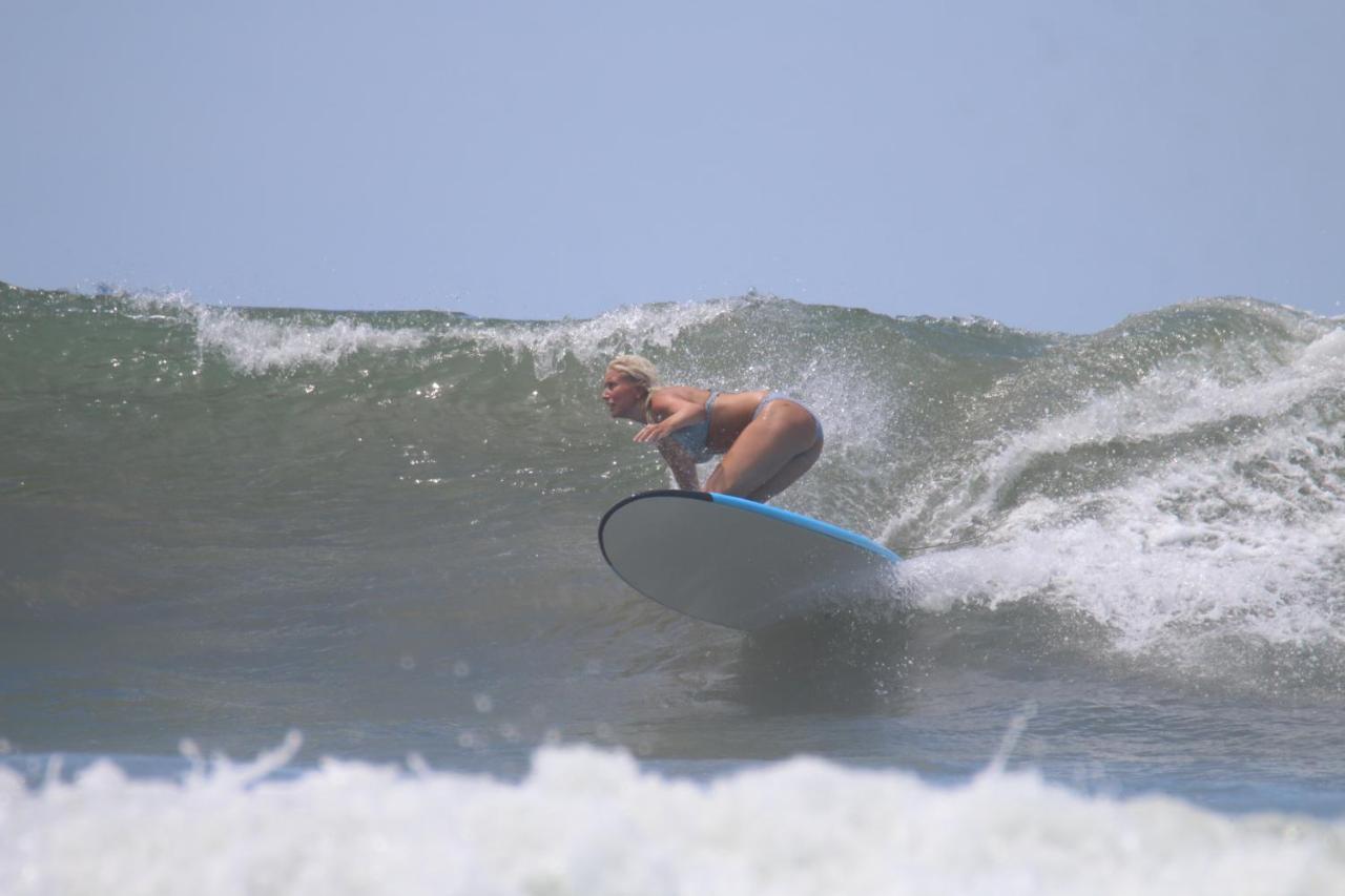 Cocobolo Surf Hotel & School Playa Santa Teresa  Buitenkant foto