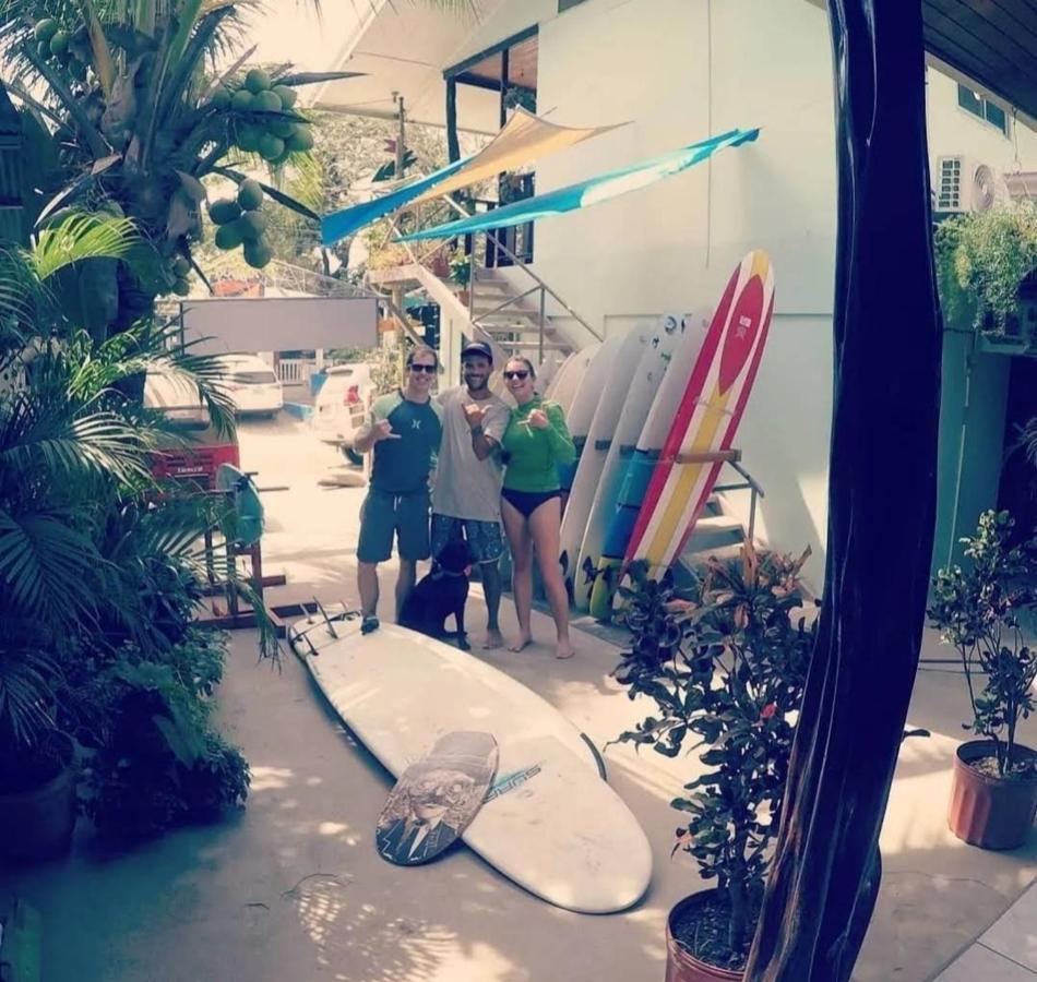 Cocobolo Surf Hotel & School Playa Santa Teresa  Buitenkant foto