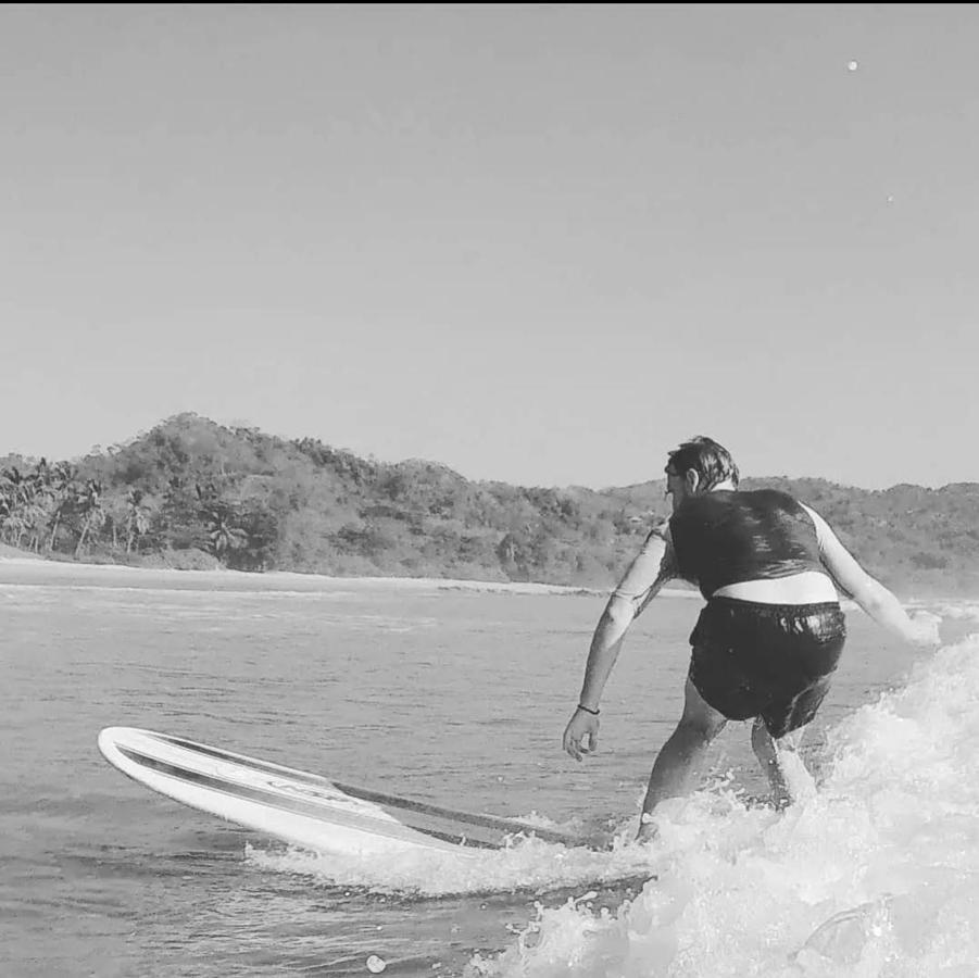 Cocobolo Surf Hotel & School Playa Santa Teresa  Buitenkant foto