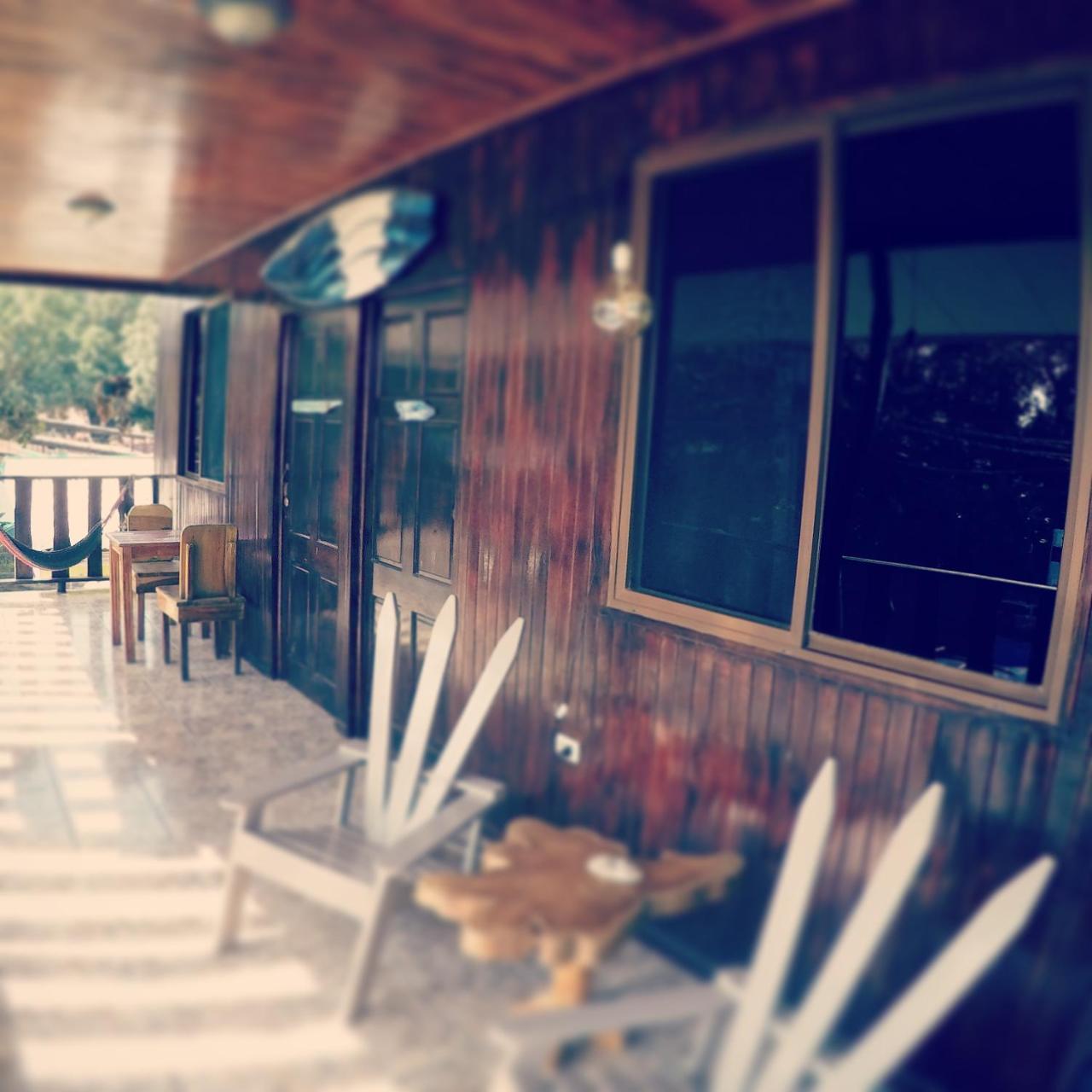 Cocobolo Surf Hotel & School Playa Santa Teresa  Buitenkant foto